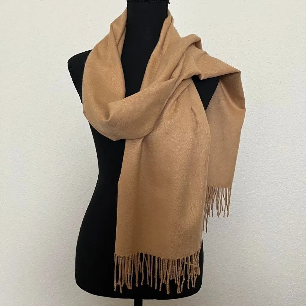 Soft warm scarf made of a mixture of acrylic and cashmere condition new …